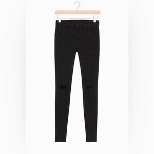 Abercrombie & Fitch Women’s Size 26/2 Black Harper Super Skinny Ripped Jeans.